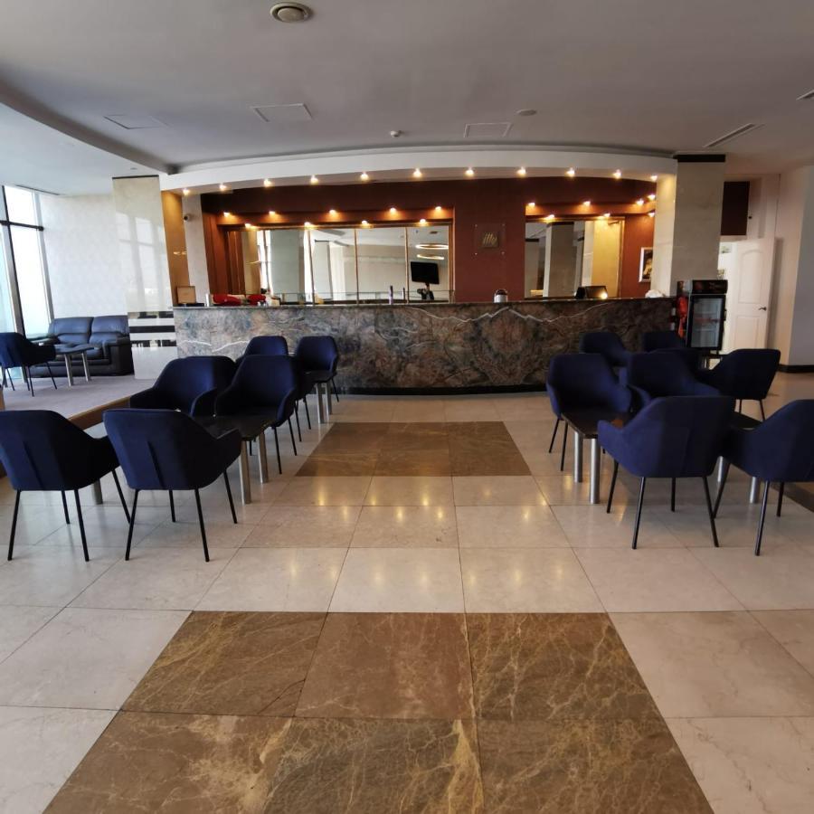 Hotel Zimbru Snagov Tincabesti ภายนอก รูปภาพ