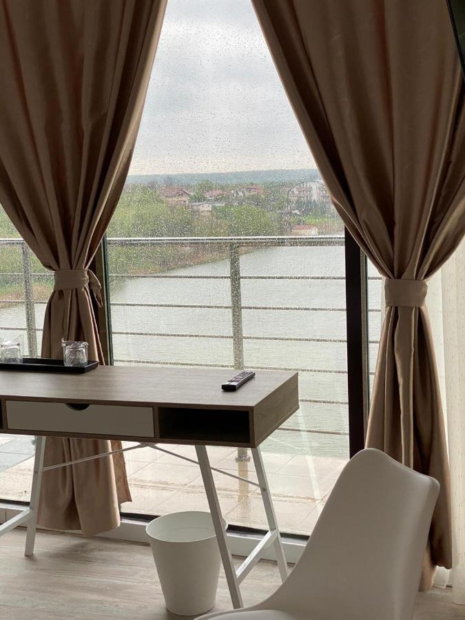 Hotel Zimbru Snagov Tincabesti ภายนอก รูปภาพ