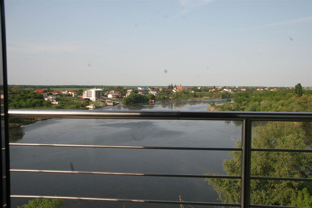 Hotel Zimbru Snagov Tincabesti ภายนอก รูปภาพ